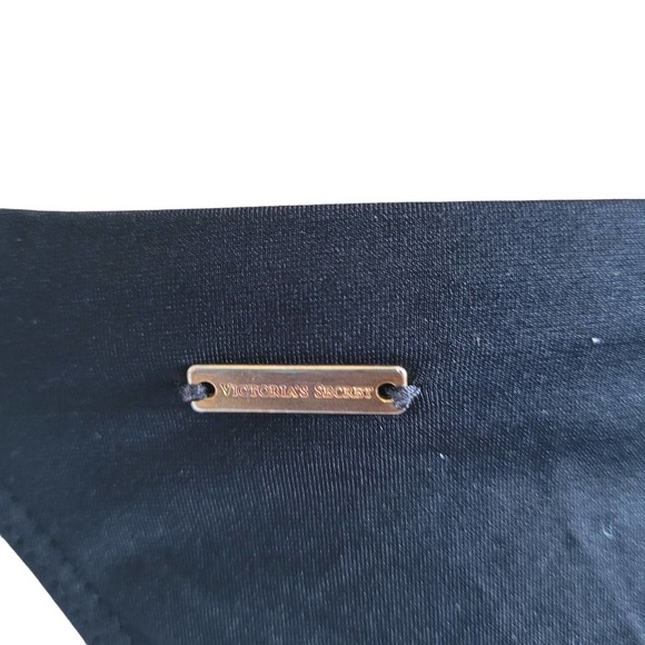 Victoria's Secret Black/White Printed Halter Padded Bikini Top Swimsuit Size M - Picture 7 of 10